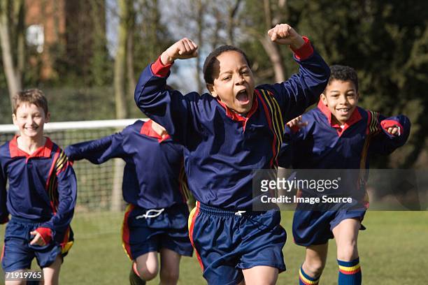 football team celebrating - 足球 團體運動 個照片及圖片檔