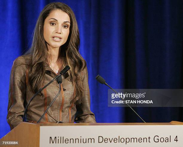 New York, UNITED STATES: Queen Rania of Jordan speaks at the UNICEF Child Survival Symposium, a meeting of political leaders and health experts...