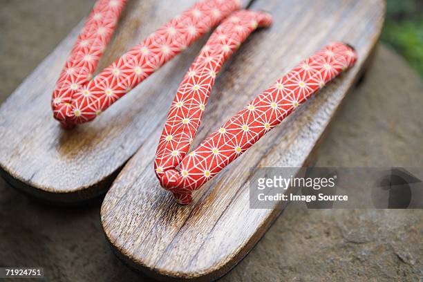 japanische sandale - geta sandal stock-fotos und bilder