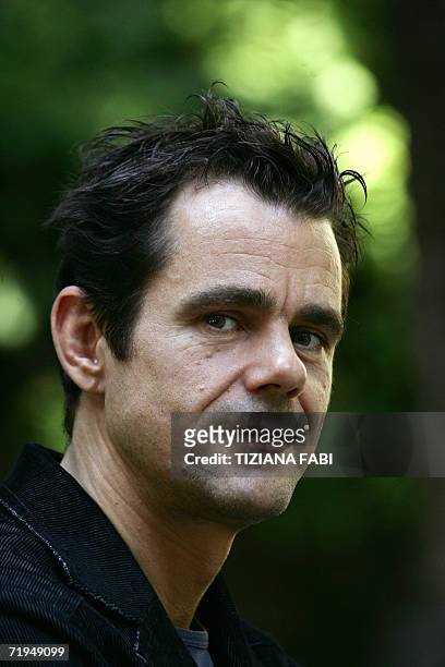 German director Tom Tykwe poses during the photocall of "Profumo, storia di assassino" , 20 Septembre 2006 in Rome. AFP PHOTO / TIZIANA FABI