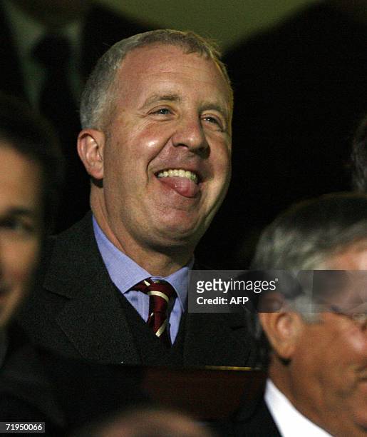 Scunthorpe, UNITED KINGDOM: Aston Villa's new American owner Randy Lerner watches his team during their Carling Cup football match against Scunthorpe...