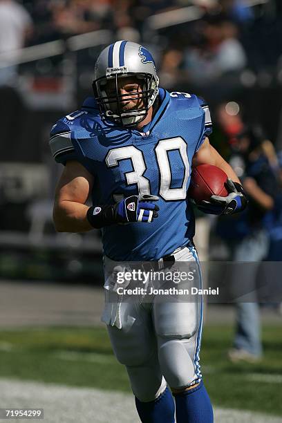 Fullback Cory Schlesinger of the Detroit Lions is seen on the field against the Chicago Bears September 17, 2006 at Soldier Field in Chicago,...