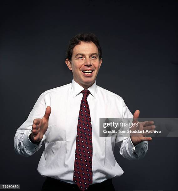 Tony Blair 1997 General Election Campaign Photos and Premium High Res