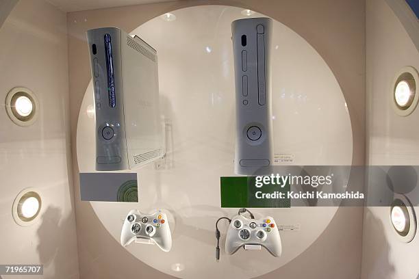 Microsoft Corporation's Xbox 360 is on display at the company's booth during the Tokyo Game Show 2006 on September 22, 2006 in Chiba Prefecture,...