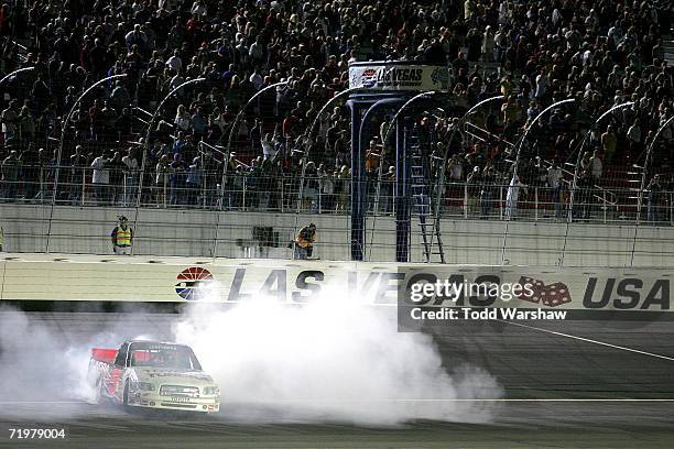 Smith's Las Vegas 350, News Photo