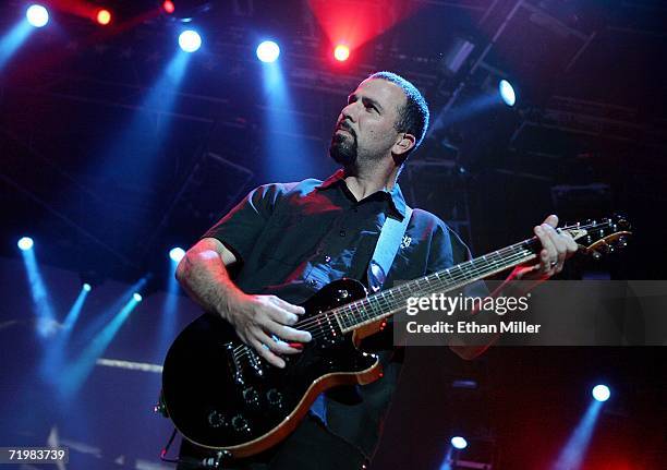 Tony Rombola Photos and Premium High Res Pictures - Getty Images