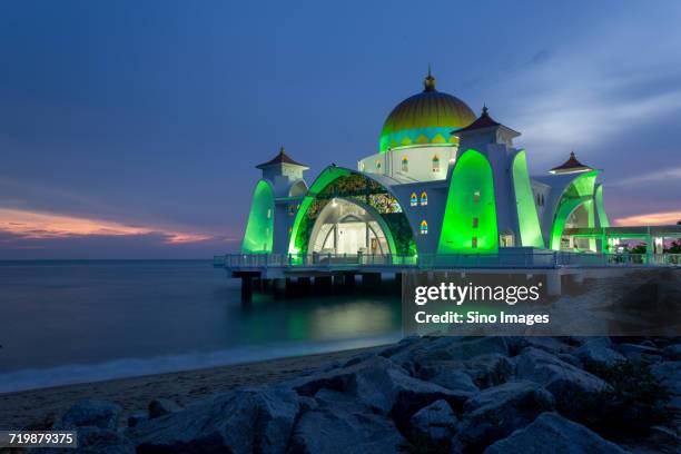 masjid selat melaka (malacca straits mosque) in malaysia - masjid selat melaka stock pictures, royalty-free photos & images