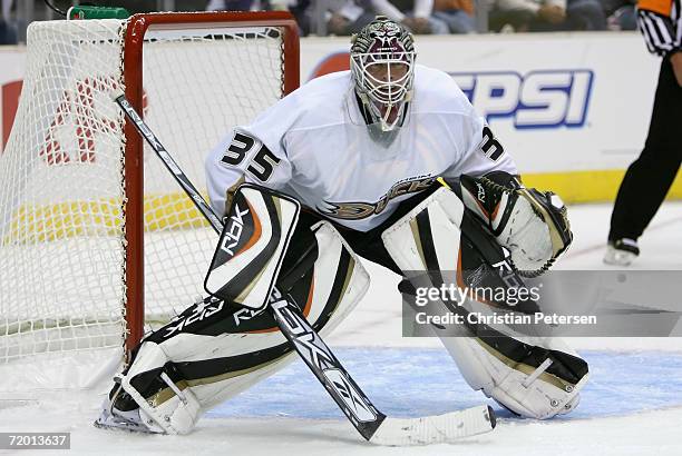 Goaltender Jean-Sebastien Giguere of the Anaheim Ducks in action against the Los Angeles Kings during the preseason NHL game held on September 25,...