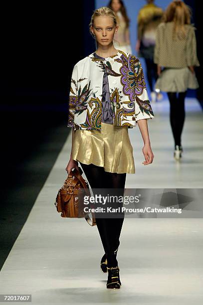 Model walks down the catwalk during the Etro Fashion Show as part of Milan Fashion Week Spring/Summer 2007 on September 26, 2006 in Milan, Italy.
