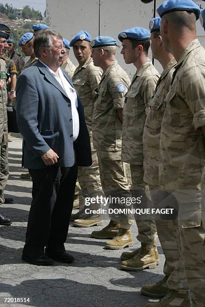 Belgian Defence Minister Andre Flahaut speaks with a Belgian UNIFIL soldiers during his visit at the UNIFIL camp in Tibnin in South Lebanon, 24...