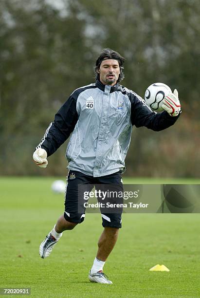 Pavel Srnicek catches the ball during a Newcastle United training session on September 27, 2006 in Newcastle-upon-Tyne, England.