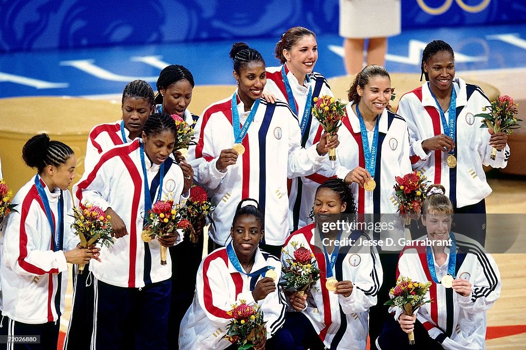 2000 Olympic Gold Medal Ceremony: USAB Women