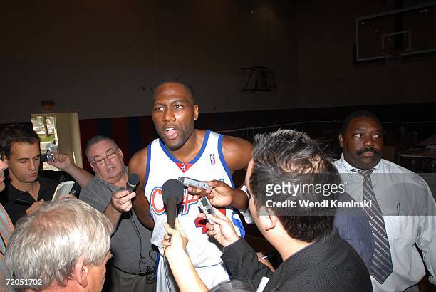 Elton Brand of the Los Angeles Clippers speaks during an interview at Clippers Media Day at the Spectrum Club September 29, 2006 in El Segundo,...