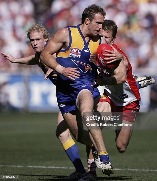 Chris Judd of the Eagles in action during the AFL Grand Final match between the Sydney Swans and the West Coast Eagles at the Melbourne Cricket...