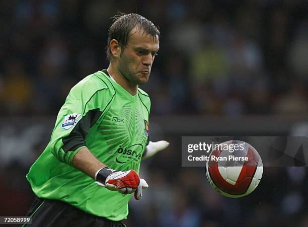 Roy Carroll of West Ham United in action during the Barclays Premiership match between West Ham United and Reading at Upton Park on October 1, 2006...