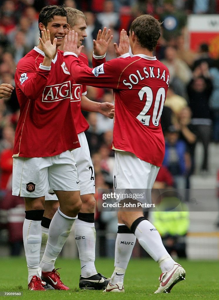 Manchester United v Newcastle United