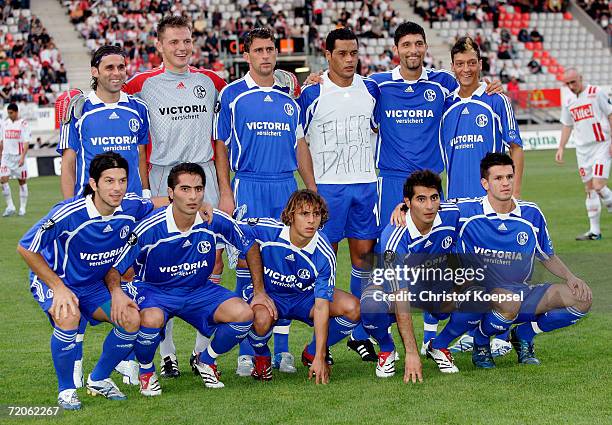 The team of Schalke poses before the UEFA Cup second leg match between AS Nancy and Schalke 04 at the Marcel Picot Stadium on September 28, 2006 in...