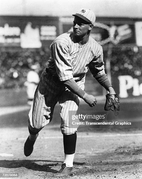 Waite Hoyt, picher for the New York Yankees, warms up before a start at the Polo Grounds in 1921.