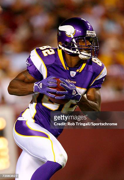 Troy Williamson of the Minnesota Vikings runs with the ball against the Washington Redskins on September 11, 2006 at FedEx Field in Landover,...