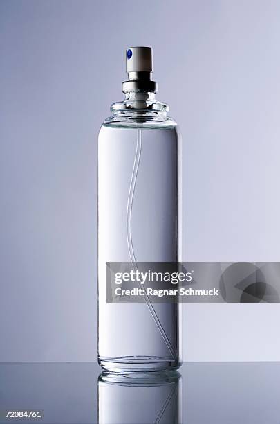 glass perfume bottle - perfume sprayer ストックフォトと画像