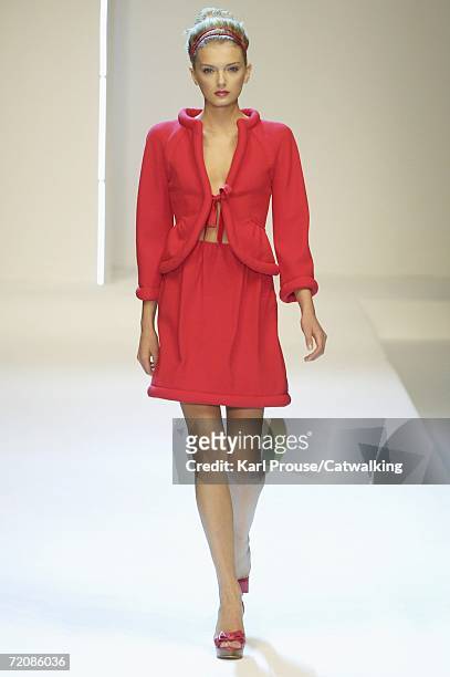 Model walks down the catwalk during the Valentino Fashion Show as part of Paris Fashion Week Spring/Summer 2007 on October 4, 2006 in Paris, France.
