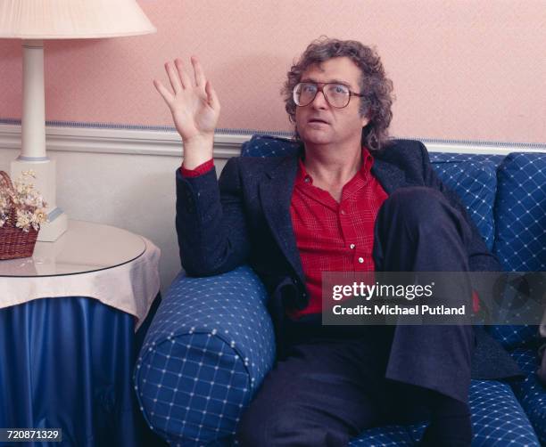 Singer Randy Newman 2,363 Michael English (American Singer) Stock Photos, High-Res Pictures ...