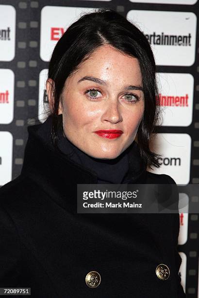 Actress Robin Tunney attends the "Entertainment Weekly Magazine Party Celebrating the 2006 Photo Issue" at Quixote Studios on October 4, 2006 in...