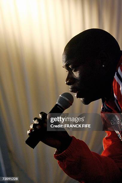 Clairefontaine-en-Yvelines, FRANCE: French defender William Gallas answers media questions at a press conference, 05 October 2006 in...