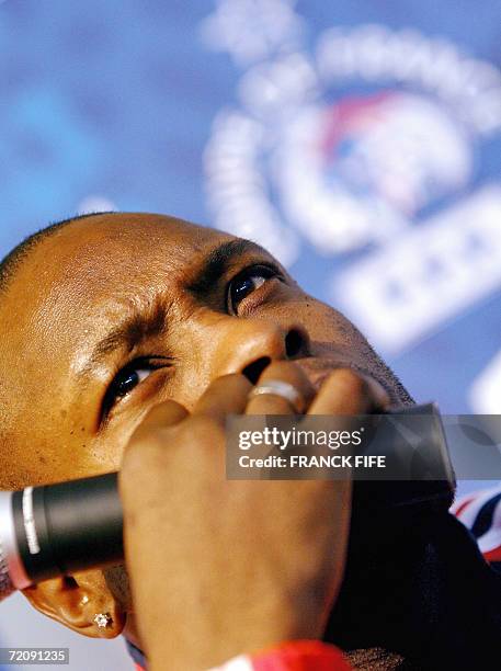 Clairefontaine-en-Yvelines, FRANCE: French defender William Gallas answers media questions at a press conference, 05 October 2006 in...