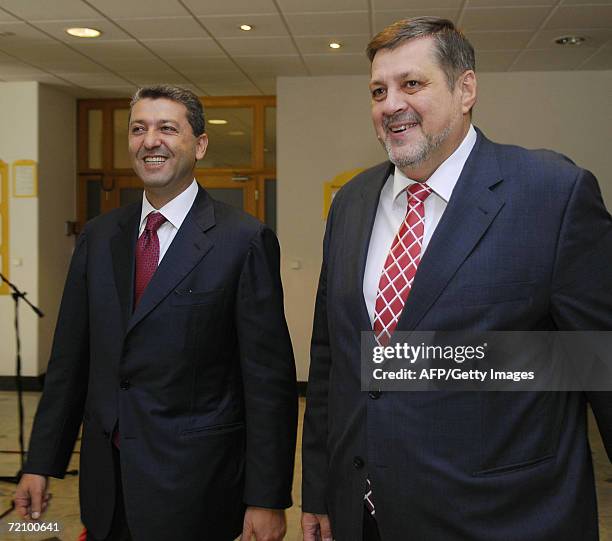 Slovakian Foreign Affairs Minister Jan Kubis talks with his Cypriot counterpart Yorgos Lillikas , 06 October 2006 in Bratislava. Lillikas is on a one...