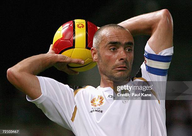 Darren Bazeley of the Knights throws the ball during the round seven Hyundai A-League match between Perth Glory and the New Zealand Knights at...