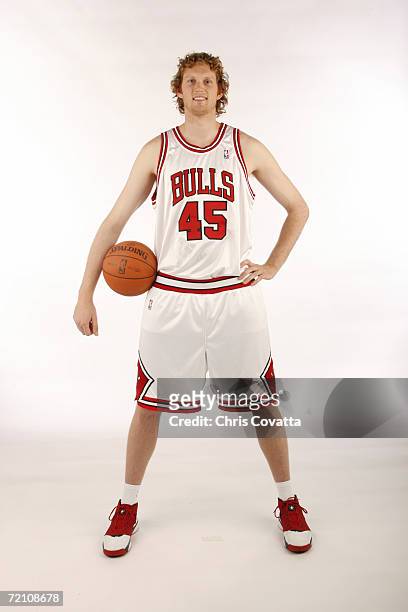 Luke Schenscher of the Chicago Bulls poses for a portrait during the Bulls media day October 2, 2006 at the Berto Center in Deerfield, Illinois. NOTE...