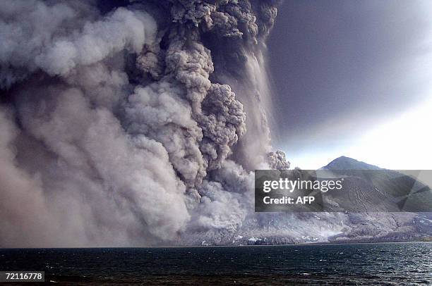 Rabaul, PAPUA NEW GUINEA: Tavurvur volcano erupts sending ash and rocks over the already devastated city of Rabaul on New Britain Island in Papua New...