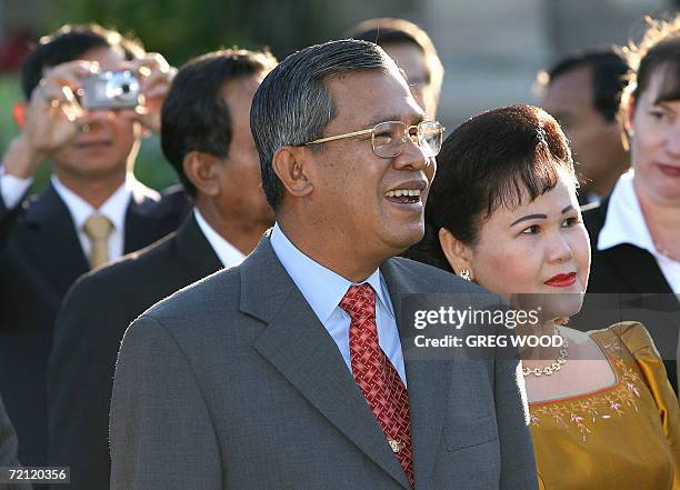 Hun San 221 Lady Bun Rany Hun Sen Stock Photos, High-Res Pictures, and Images ...