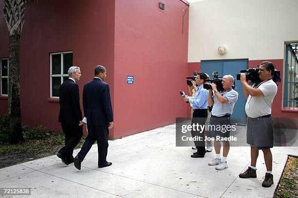 Democratic nominee for Florida Governor, Jim Davis, and his Democratic nominee for Lt. Governor, Daryl Jones during a campaign stop October 9, 2007...