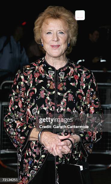 Actress Judy Parfitt arrives at the UK premiere of 'The Aryan Couple' at the Odeon West End on October 10, 2006 in London, England.