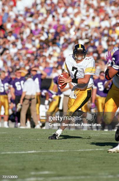 Quarterback Matt Rodgers of the Iowa Hawkeyes rolls out during the 1991 Rose Bowl against the Washington Huskies at the Rose Bowl on January 1, 1991...