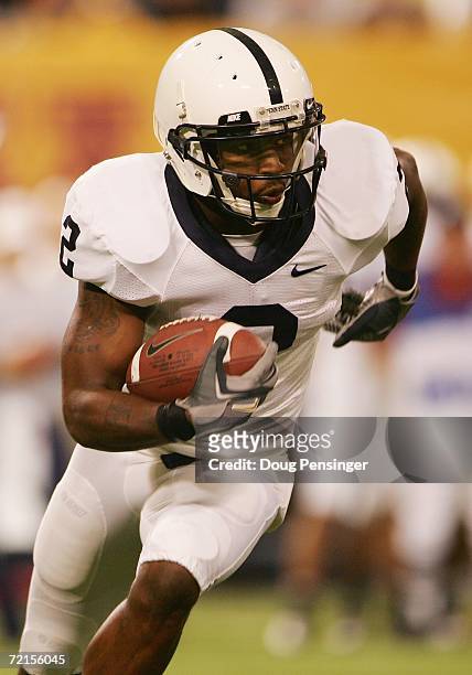 Wide receiver Derrick Williams of the Penn State Nittany Lions runs with the ball during the game against the Minnesota Golden Gophers on October 7,...