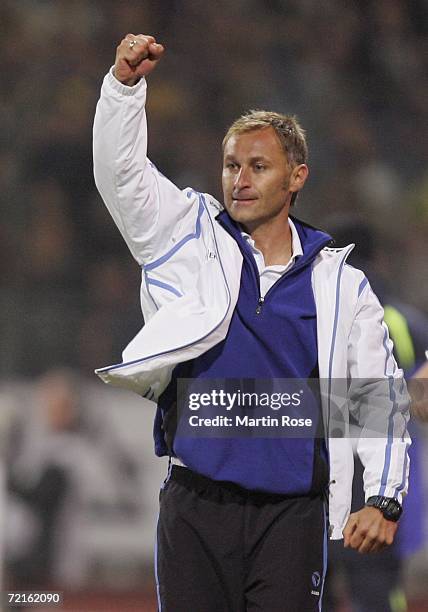 Willi Kronhardt headcoach of Braunschweig celebrates during the Second Bundesliga match between Eintracht Braunschweig and 1860 Munich at the stadium...