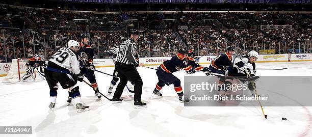 Martin Gelinas of the Florida Panthers tangles with Martin St. Louis of the Tampa Bay Lightning in the second period at the Bank Atlantic Center on...
