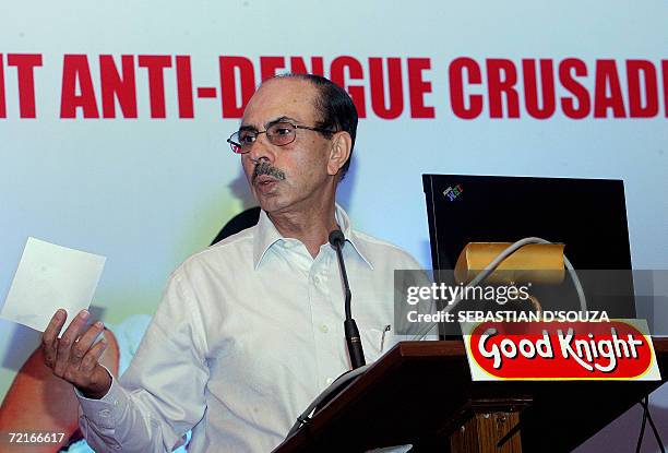 Chairman of India's Godrej Group, Adi Godrej gestures at the launch of "Goodnight Anti-Dengue and Chickun Gunia Drive" in Mumbai,14 October 2006....