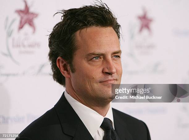 Actor Matthew Perry arrives at the 9th Annual Dinner Benefiting the Lili Claire Foundation at the Beverly Hilton Hotel on October 14, 2006 in Beverly...