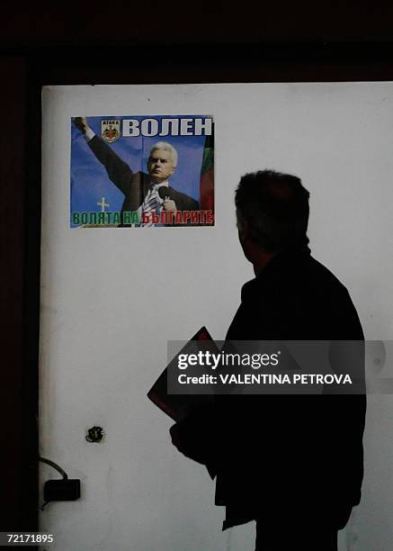 Supporter carries a poster of the Nationalist presidential candidate Volen Siderov in Sofia, 15 October 2006. Bulgaria's next president is threatened...