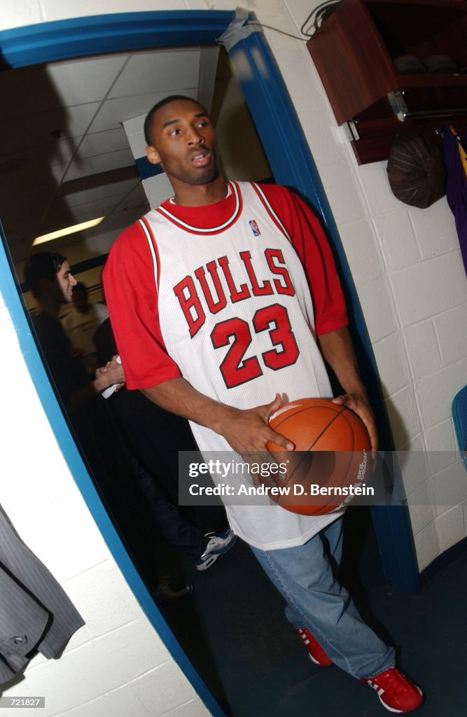 Kobe Bryant wears Jordan jersey