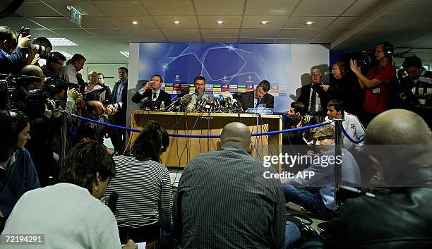 United Kingdom: Chelsea manager Jose Mourinho addresses a press conference at Stamford Bridge in London, 17 October 2006, as Chelsea prepare to...