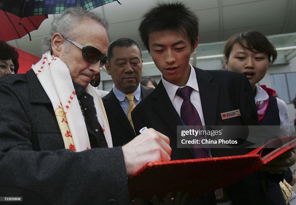 Spanish Tenor Jose Carreras Visits China