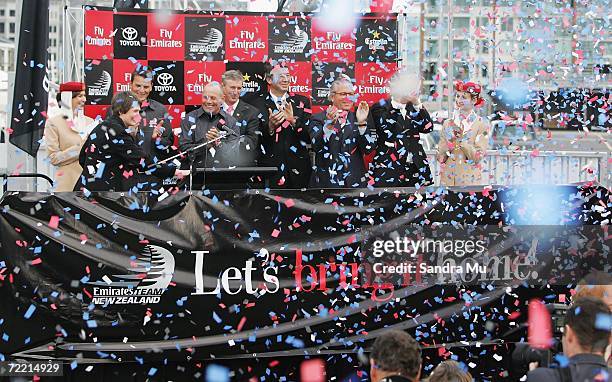 New Zealand Prime Minister Helen Clark, Grant Dalton, Team New Zealand Managing Director and skipper Dean Barker, Auckland Mayor Dick Hubbard and...