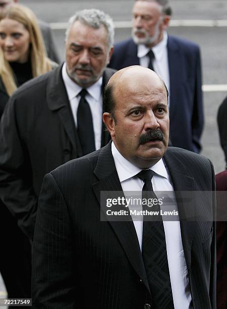 Snooker players Willie Thorne attend the funeral of Paul Hunter at Leeds Parish Church on October 19, 2006 in Leeds, England. The three-time Masters...