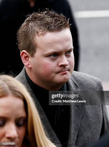 Shaun Murphy attends the funeral of Paul Hunter at Leeds Parish Church on October 19, 2006 in Leeds, England. The three-time Masters champion lost...