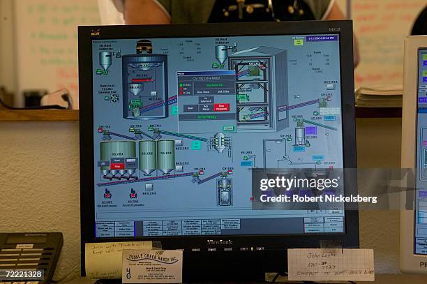 Mining Machine Computer Mine Computer Photos and Premium High Res Pictures - Getty Images